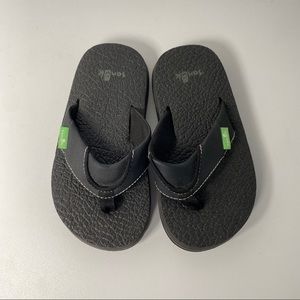 Sanuk Root Beer Cozy Light Flip Flops Kids 9/10 Black Slippers SBS2914T Yoga Mat